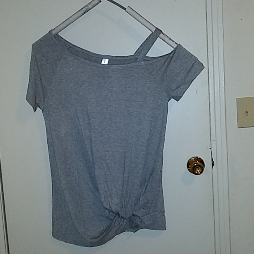 Womens grey top (L)